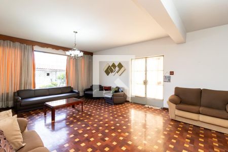 Sala de Estar de casa para alugar com 3 quartos, 214m² em Água Fria, São Paulo