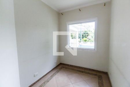 Casa de condomínio à venda com 575m², 4 quartos e 6 vagas Casa de condomínio à venda com 575m², 4 quartos e 6 vagasEscritório