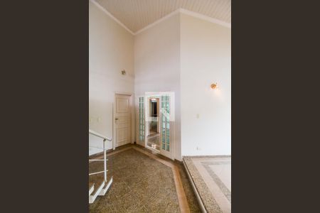 Casa de condomínio à venda com 575m², 4 quartos e 6 vagas Casa de condomínio à venda com 575m², 4 quartos e 6 vagasSala de Jantar