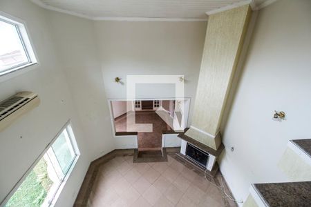 Casa de condomínio à venda com 575m², 4 quartos e 6 vagas Casa de condomínio à venda com 575m², 4 quartos e 6 vagasVista