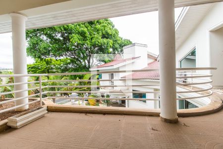 Casa de condomínio à venda com 575m², 4 quartos e 6 vagas Casa de condomínio à venda com 575m², 4 quartos e 6 vagasVista da Suíte
