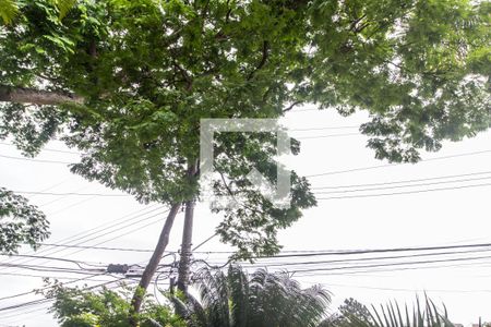 Casa de condomínio à venda com 575m², 4 quartos e 6 vagas Casa de condomínio à venda com 575m², 4 quartos e 6 vagasVista da Sala