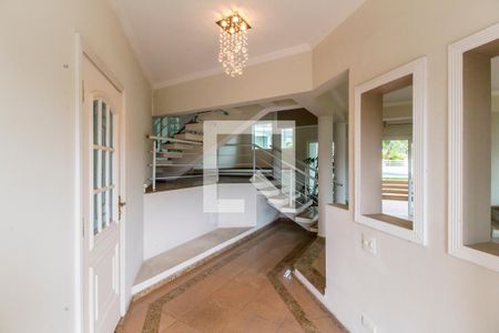 Casa de condomínio à venda com 575m², 4 quartos e 6 vagas Casa de condomínio à venda com 575m², 4 quartos e 6 vagasEntrada