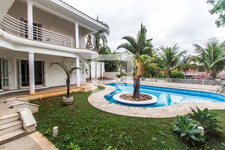 Casa de condomínio à venda com 575m², 4 quartos e 6 vagas Casa de condomínio à venda com 575m², 4 quartos e 6 vagasVista da Sala