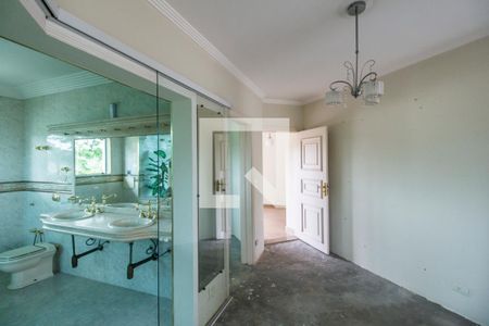 Casa de condomínio à venda com 575m², 4 quartos e 6 vagas Casa de condomínio à venda com 575m², 4 quartos e 6 vagasSuíte master 1