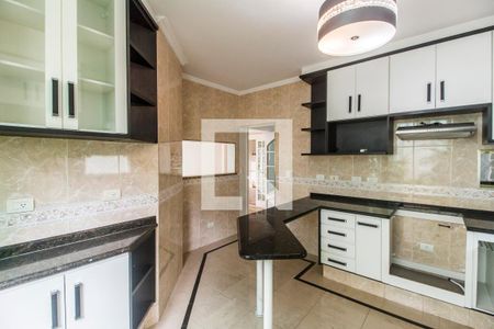 Casa de condomínio à venda com 575m², 4 quartos e 6 vagas Casa de condomínio à venda com 575m², 4 quartos e 6 vagasCozinha