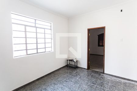 Sala 2 de casa para alugar com 4 quartos, 293m² em Aparecida, Belo Horizonte