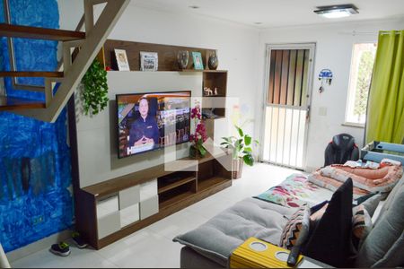 Sala  de casa de condomínio à venda com 2 quartos, 70m² em Taquara, Rio de Janeiro