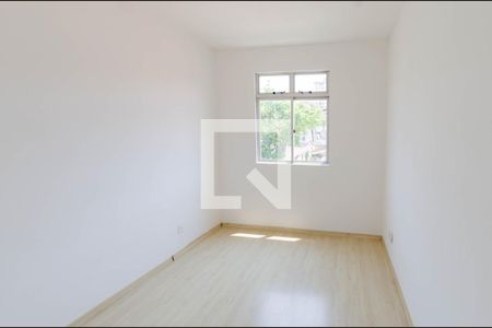 Quarto 2 de apartamento à venda com 3 quartos, 75m² em Caiçaras, Belo Horizonte