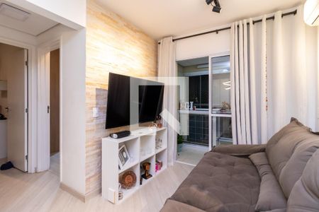 Sala de Estar de apartamento à venda com 2 quartos, 56m² em Vila Santa Maria, São Paulo