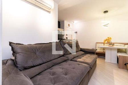 Sala de Estar de apartamento à venda com 2 quartos, 56m² em Vila Santa Maria, São Paulo