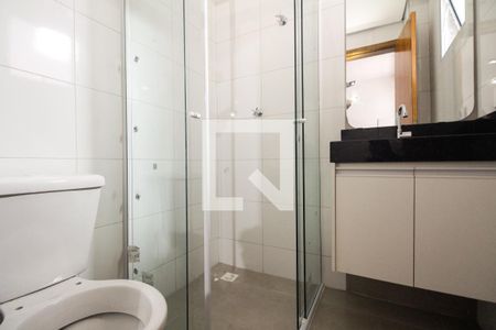 Banheiro  de apartamento para alugar com 1 quarto, 29m² em Vila Esperança, São Paulo