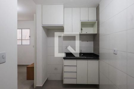 Cozinha de apartamento para alugar com 1 quarto, 30m² em Vila Esperança, São Paulo