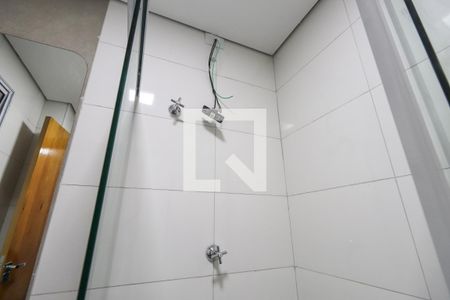 Banheiro de apartamento para alugar com 1 quarto, 30m² em Vila Esperança, São Paulo