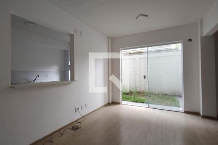 Sala de apartamento para alugar com 2 quartos, 62m² em Taquara, Rio de Janeiro