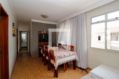 Sala de apartamento à venda com 3 quartos, 65m² em Padre Eustáquio, Belo Horizonte