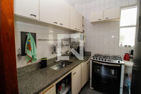 Cozinha de apartamento à venda com 3 quartos, 65m² em Padre Eustáquio, Belo Horizonte