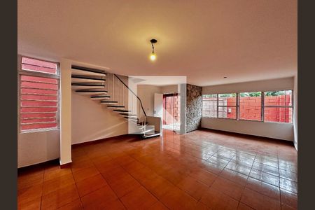 Sala de casa à venda com 3 quartos, 180m² em Jardim das Acacias, São Paulo