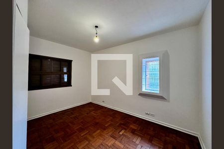 Suíte de casa à venda com 3 quartos, 180m² em Jardim das Acacias, São Paulo