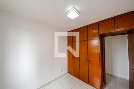 Quarto 1 de apartamento à venda com 2 quartos, 50m² em Vila Antonieta, São Paulo