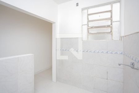 Cozinha de apartamento para alugar com 1 quarto, 30m² em São João, Porto Alegre