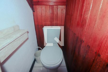 Lavabo de casa de condomínio para alugar com 4 quartos, 90m² em Humaitá, Porto Alegre