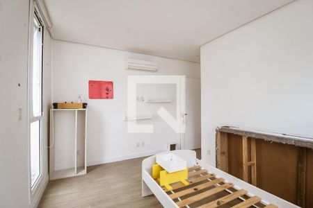 quarto de casa à venda com 3 quartos, 155m² em Vila Nova, Porto Alegre