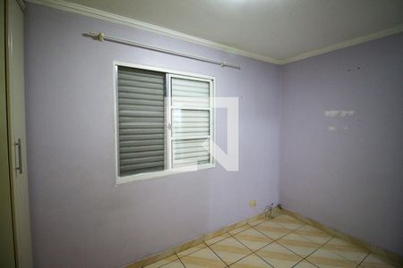 Quarto 1 de apartamento para alugar com 2 quartos, 50m² em Vila Carmosina, São Paulo