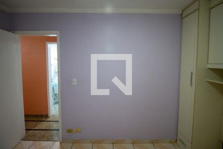 Quarto 1 de apartamento para alugar com 2 quartos, 50m² em Vila Carmosina, São Paulo