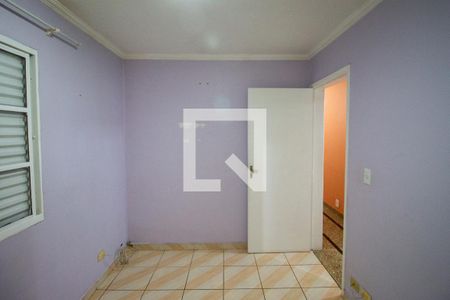 Quarto 1 de apartamento para alugar com 2 quartos, 50m² em Vila Carmosina, São Paulo