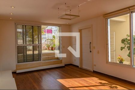 Sala de casa para alugar com 3 quartos, 188m² em Mirandópolis, São Paulo