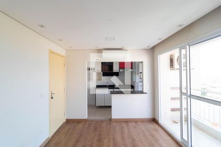 Salas de apartamento para alugar com 2 quartos, 51m² em Jardim Nova Europa, Campinas