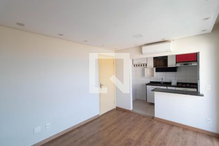 Salas de apartamento para alugar com 2 quartos, 51m² em Jardim Nova Europa, Campinas