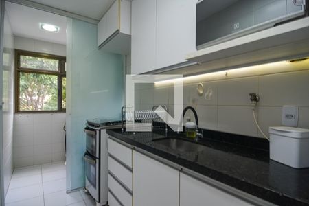 Cozinha de apartamento à venda com 3 quartos, 77m² em São Domingos, Niterói