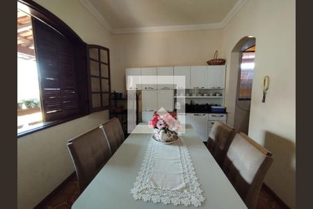 Sala de Jantar de casa para alugar com 5 quartos, 263m² em Milionários, Belo Horizonte