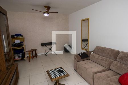 Sala de casa à venda com 3 quartos, 130m² em Taquara, Rio de Janeiro