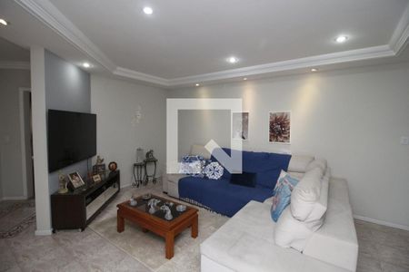 Sala de TV de casa à venda com 3 quartos, 270m² em Vila Carrão, São Paulo