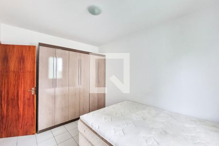 Quarto de apartamento para alugar com 2 quartos, 49m² em São João, Jacareí