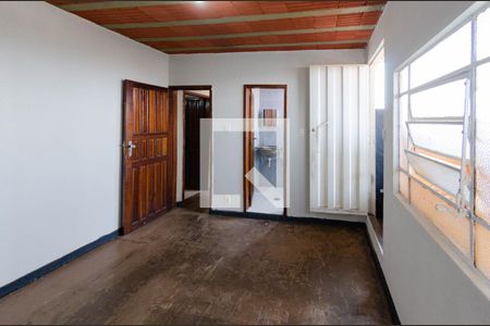 Suíte de casa para alugar com 2 quartos, 59m² em Bonfim, Belo Horizonte