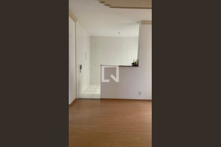 Sala de apartamento à venda com 2 quartos, 45m² em Chácara Cotia, Contagem