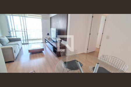 Sala de apartamento para alugar com 3 quartos, 94m² em Vila Sonia, São Paulo