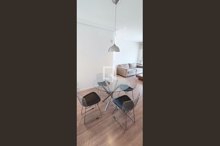 Sala de apartamento para alugar com 3 quartos, 94m² em Vila Sonia, São Paulo