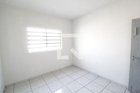 Quarto 1 de casa para alugar com 2 quartos, 59m² em Santa Mônica, Uberlândia