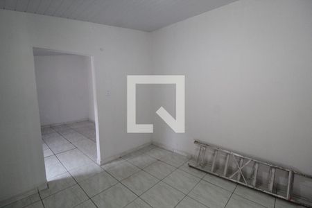 Sala de casa para alugar com 1 quarto, 70m² em Santa Mônica, Uberlândia