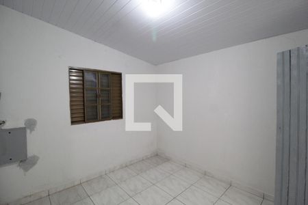 Quarto 1 de casa para alugar com 1 quarto, 70m² em Santa Mônica, Uberlândia