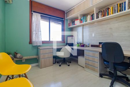 Quarto 1 / Escritório de apartamento à venda com 3 quartos, 100m² em Cristal, Porto Alegre