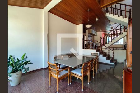 Sala de casa à venda com 4 quartos, 362m² em Castelo, Belo Horizonte