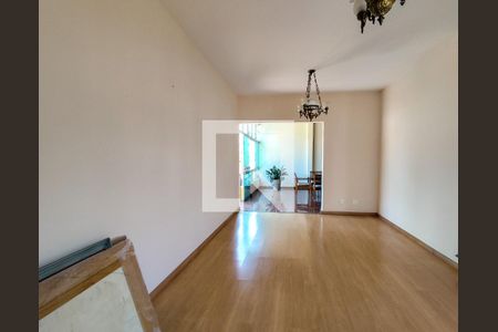 Sala de casa à venda com 4 quartos, 362m² em Castelo, Belo Horizonte