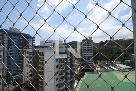 Vista de apartamento à venda com 2 quartos, 84m² em Vital Brazil, Niterói