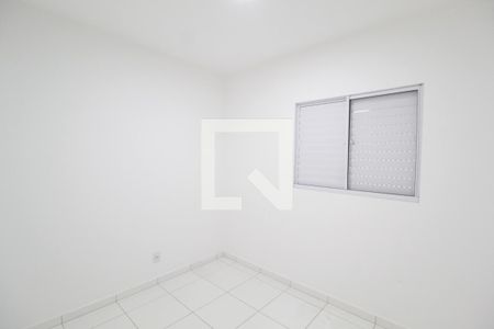 Quarto 1 de apartamento para alugar com 2 quartos, 52m² em Laranjeiras, Uberlândia